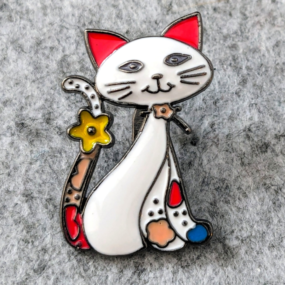 Whimsical White Cat Brooch  Enamel Lapel Pin